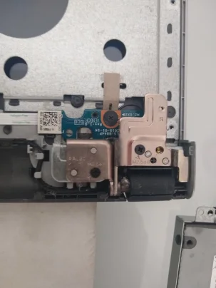 maestros de reparacion de equipos moviles y de computo