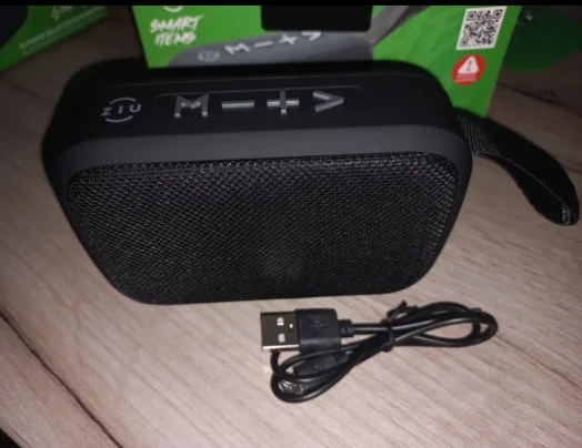 se vende altavoz marca ziu z20
